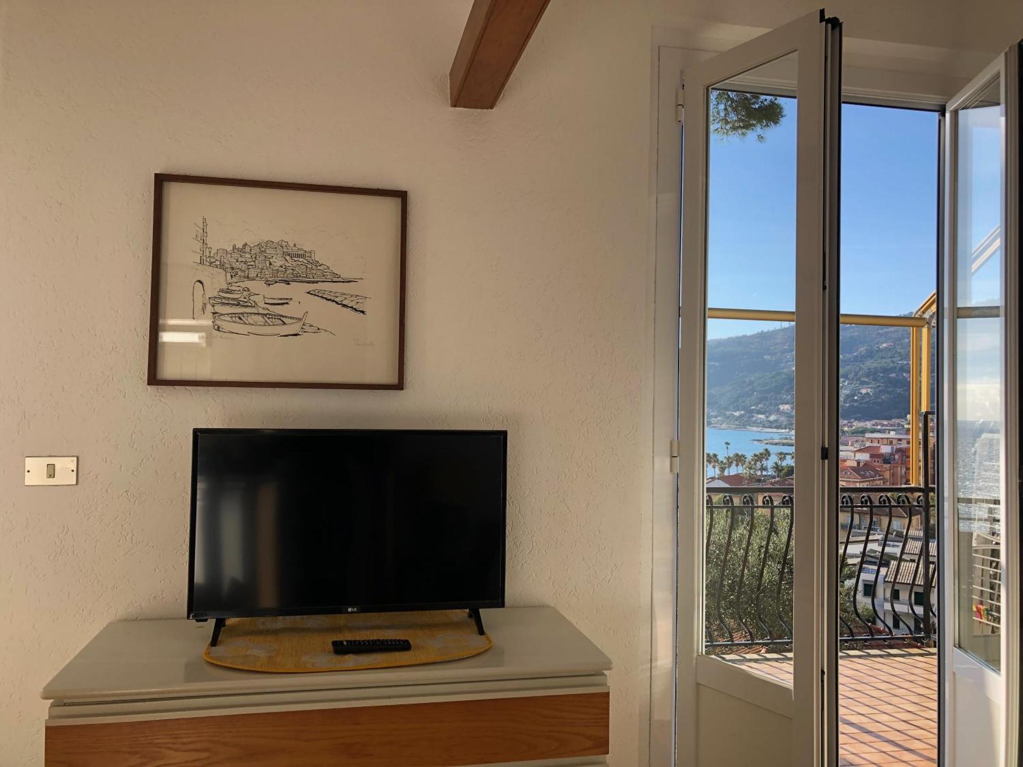 Appartamenti La Pineta Marina dʼMarina dʼAndora Cameră foto